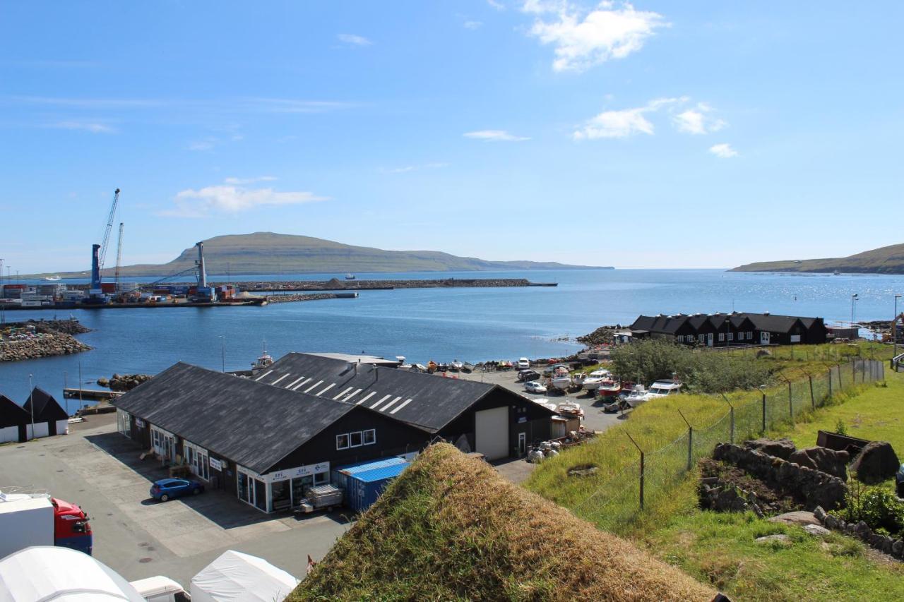 Traditional Faroese House In Torshavns City Center Exteriör bild