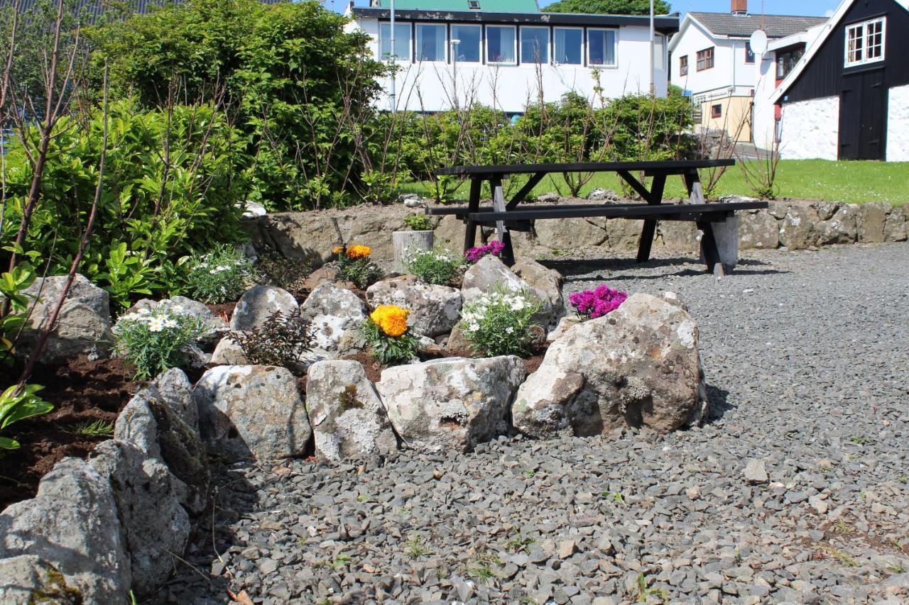 Traditional Faroese House In Torshavns City Center Exteriör bild