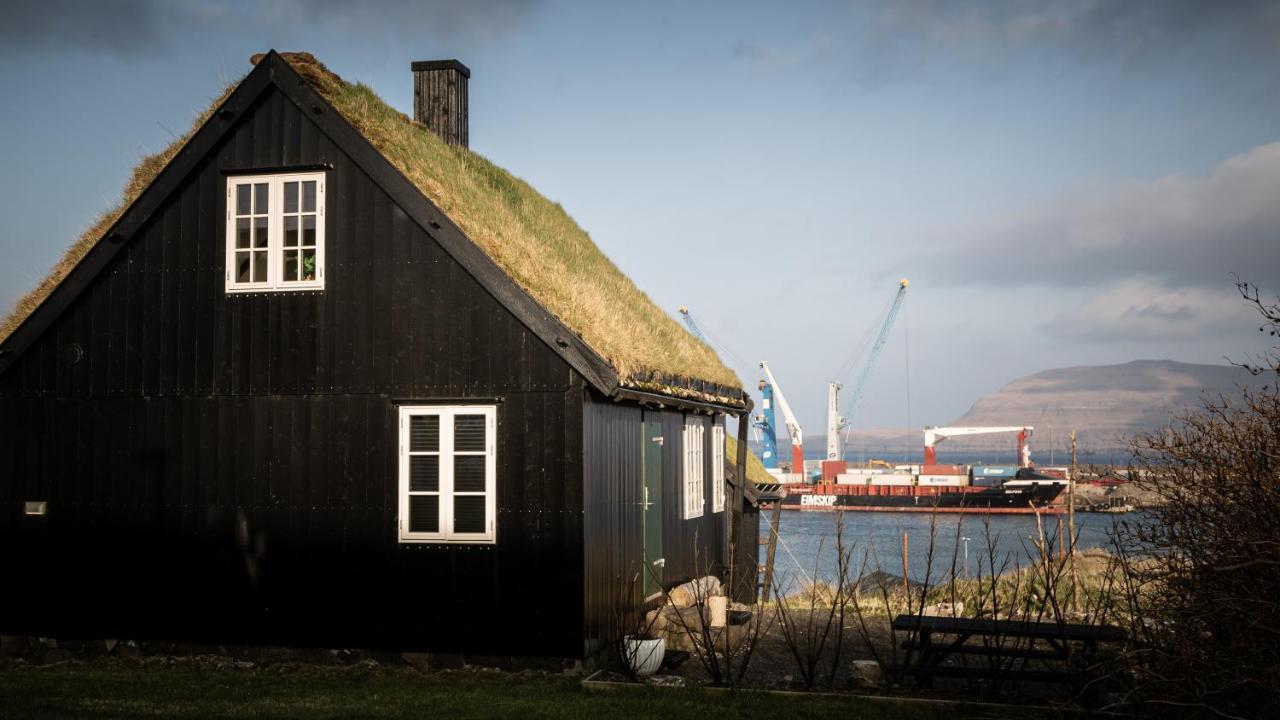 Traditional Faroese House In Torshavns City Center Exteriör bild
